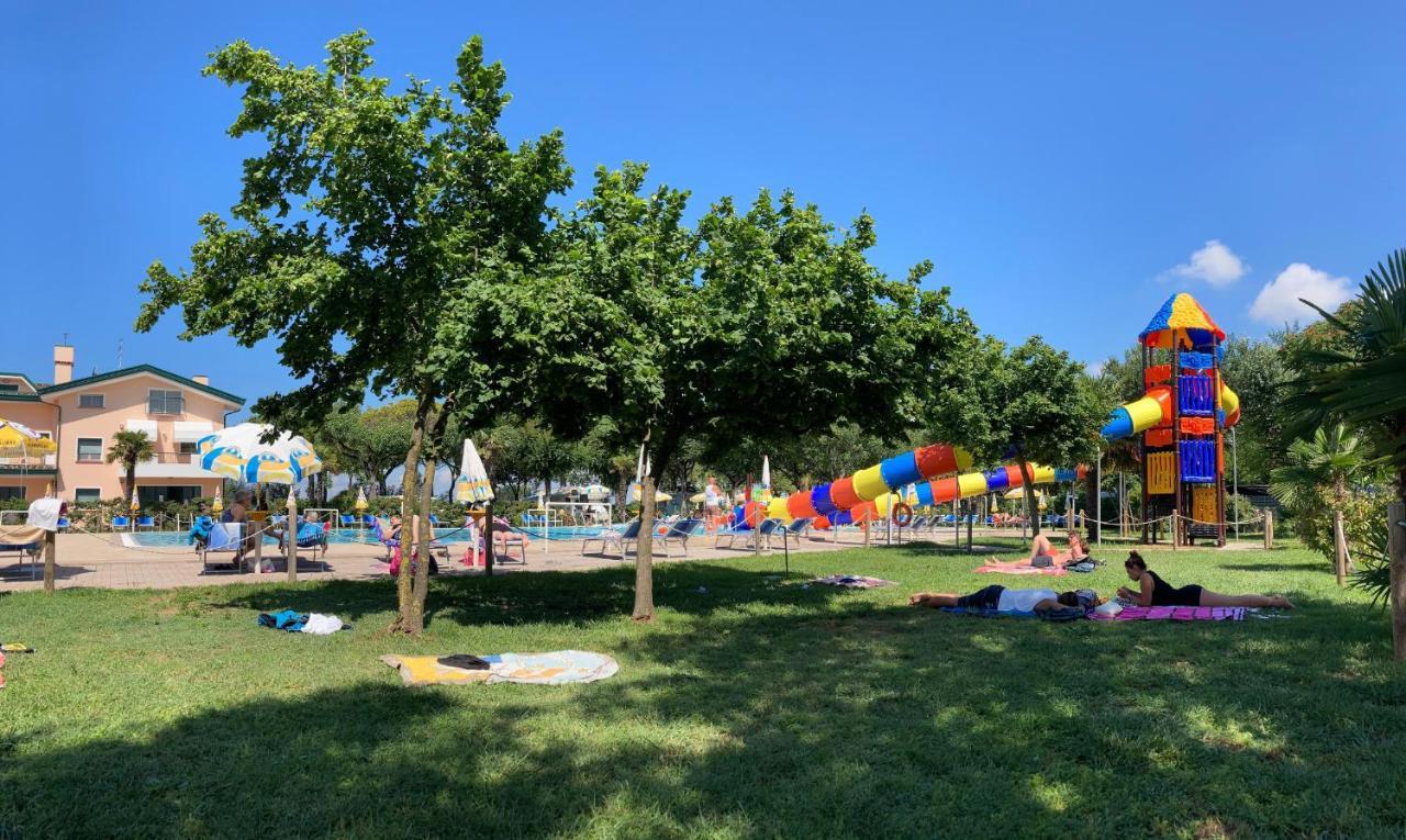 Camping Parco Capraro 利多迪迪耶索洛 外观 照片