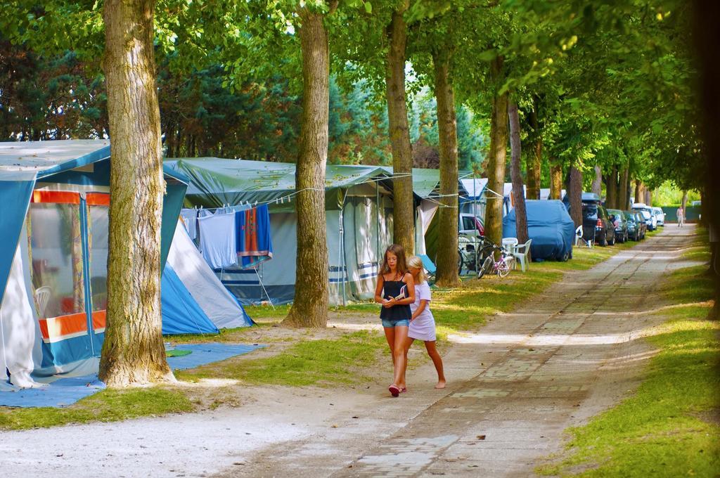 Camping Parco Capraro 利多迪迪耶索洛 外观 照片